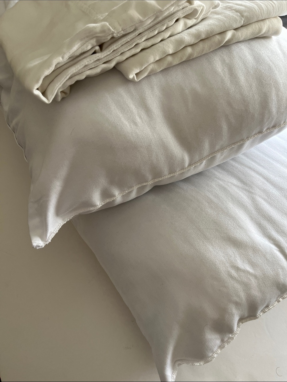 Charter Club King Pillow Cases and Serta King Pillow Set
